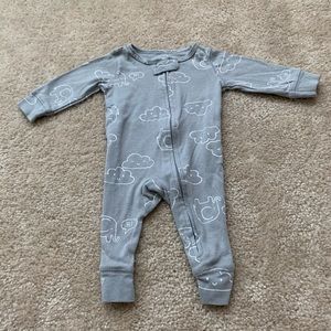 Baby clothes